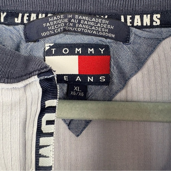 Vintage Tommy Hilfiger Men's Blue and Gray Colorblock Shirt Zip V Neck XL 90s - Picture 4 of 10